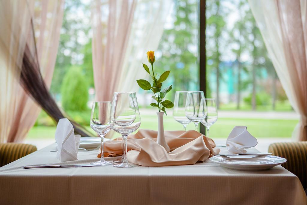 Hotel Tigra Priekuļi Kültér fotó