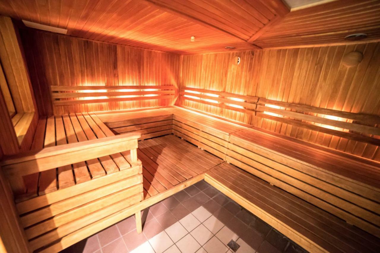 Hotel Tigra Priekuļi Kültér fotó